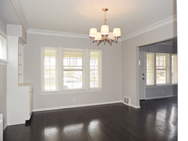 Photo - Updated 3 Bedroom - 1.5 Bathroom Cleveland Hts. Colonial for Rent!