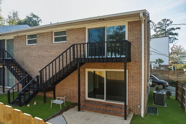 Photo - 413 E 7th Ave