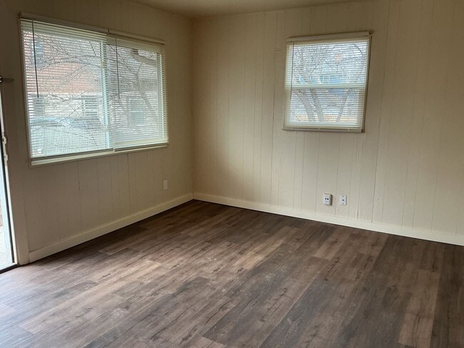 Photo - 2820 W Carmen Ave Unidad 4