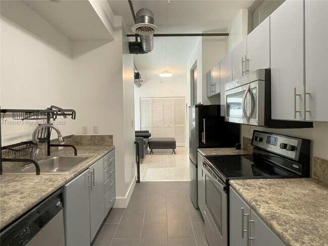 Photo - 455 NE 25th St Unit 410