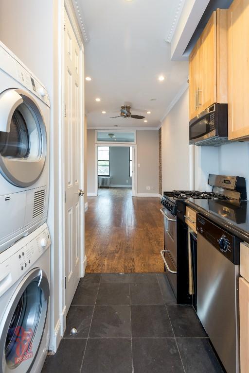 Photo - 722 Tenth Avenue (49th & 50th St), #2C Unidad 2C