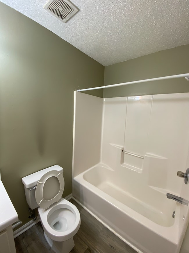 Photo - Center Place - 677/679 Unit 677