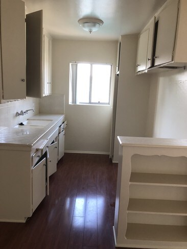 8036 Owensmouth Ave Unit 3