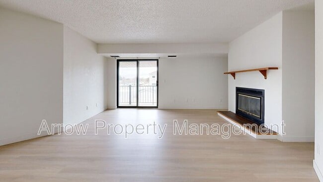 Photo - 205 E Arbor Ave