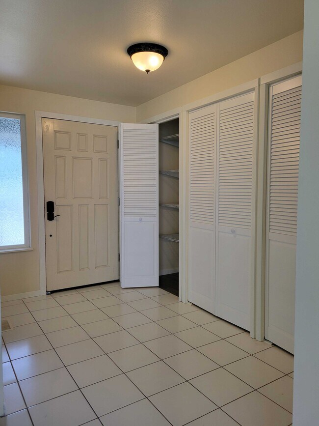 Photo - 163 Hurricane Ridge Dr