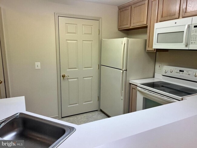 Photo - 251 Rowe Blvd Unit 302