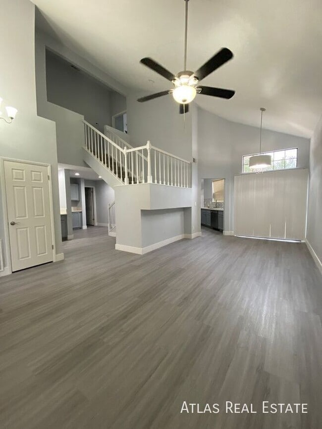 Photo - 1916 Old Mill Ln