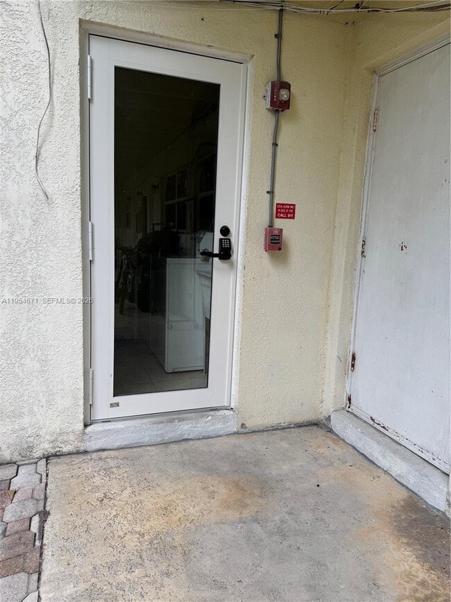 Photo - 1502 Arthur St Unit 15