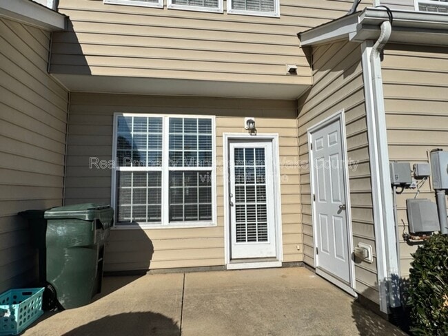 Photo - 826 Cupola Dr