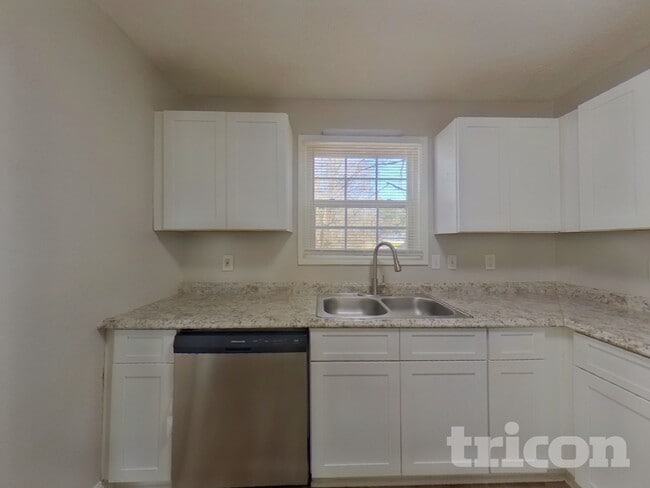 Photo - 3090 Creel Rd