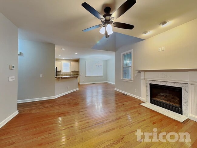 Photo - 10301 Sorrills Creek Ln