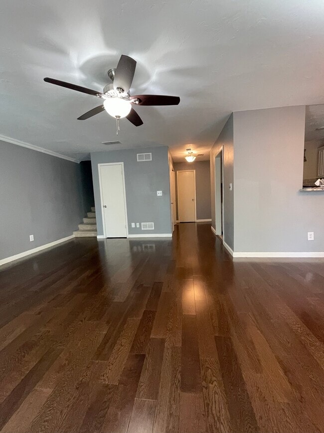 Photo - 3314 Douglas Ave Unit 205