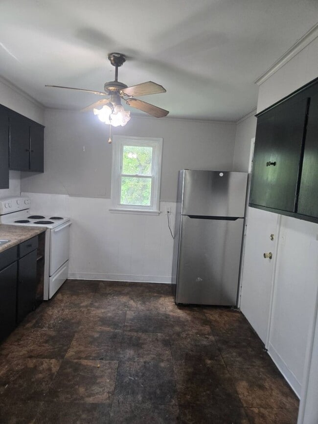 Building Photo - 205 Helen St Unit Apt. 1