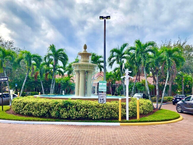 Photo - 10276 Fox Trail Rd S Unidad 111