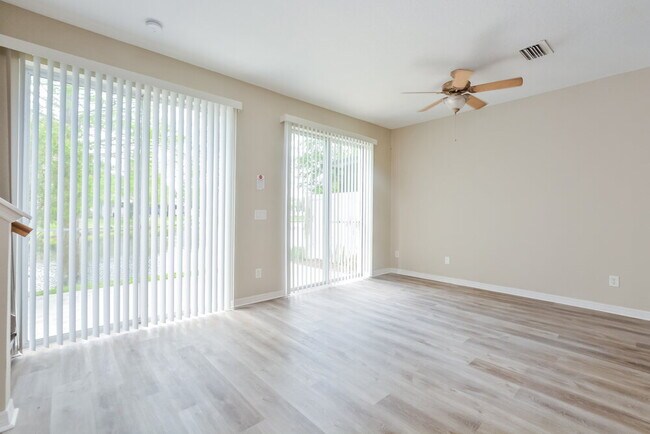 567 Pinebranch Cir