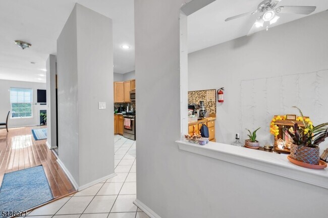 Photo - 19 Gordon Cir