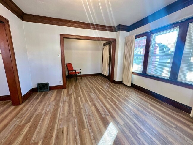 Photo - 830-832 W Nash St. (Duplex) Unit 830