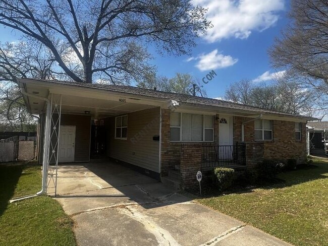 Building Photo - 4017 Mellene Dr