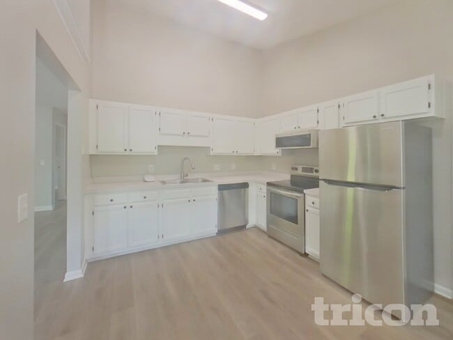 142 Bradstone Rd