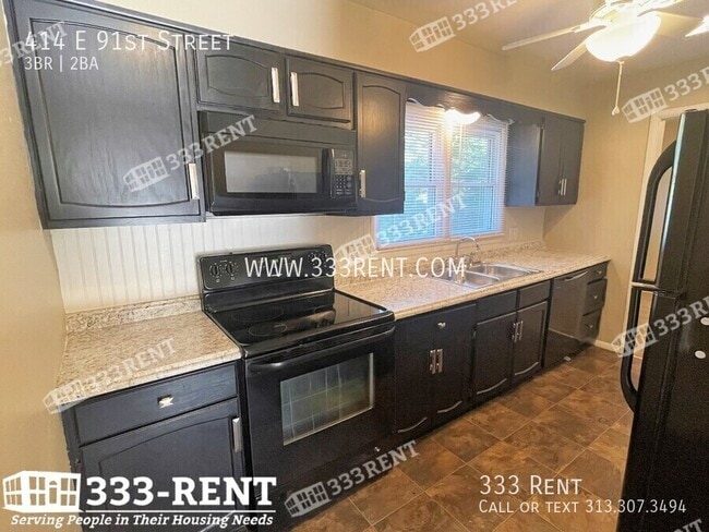 Photo - 414 E 91st St