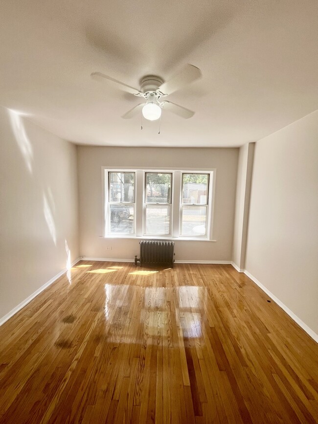 Photo - 950 N Kildare Ave Unidad 1