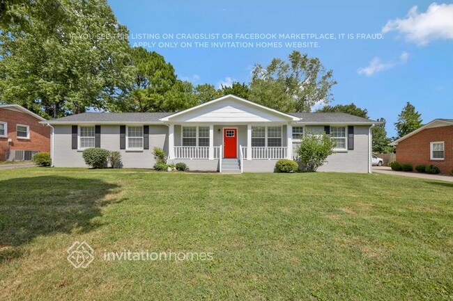 Building Photo - 533 Augusta Dr