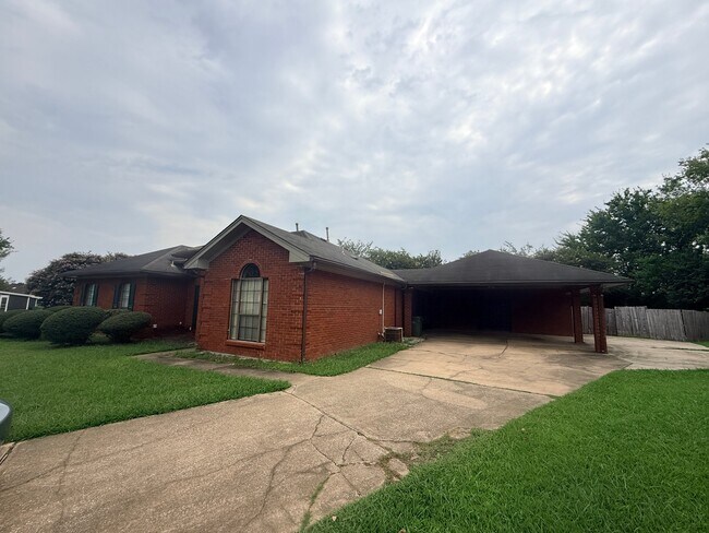 Photo - 6630 Stable Gate Ct