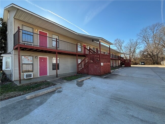 Photo - 1706 S Powell St Unit 206