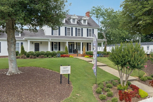 Leasing Office