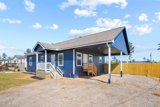 Photo - 18473 Novarra Dr