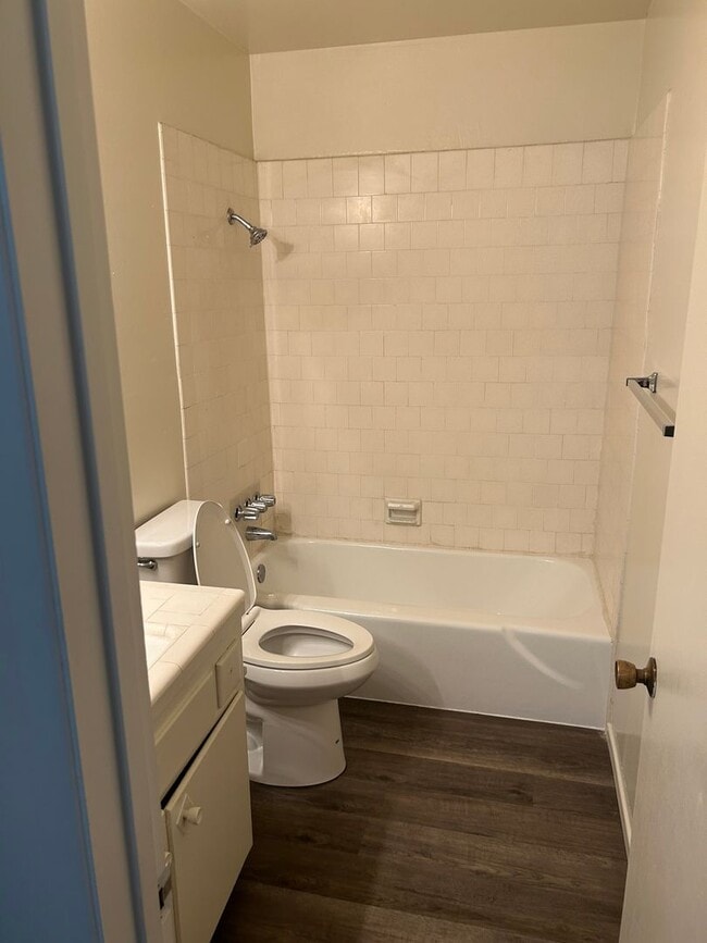Photo - 108 Garnsey Ave Unidad 108