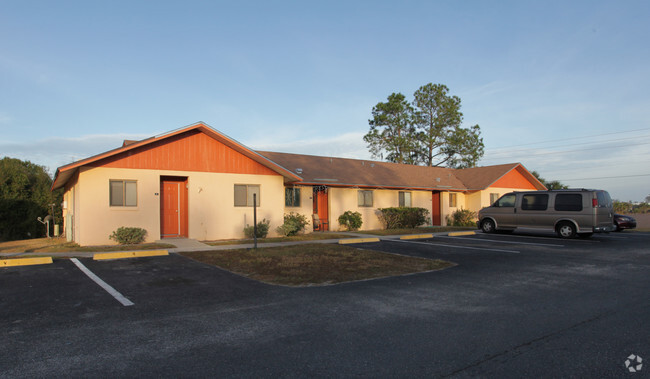Gibson Street Apartments - Gibson Street Apartments