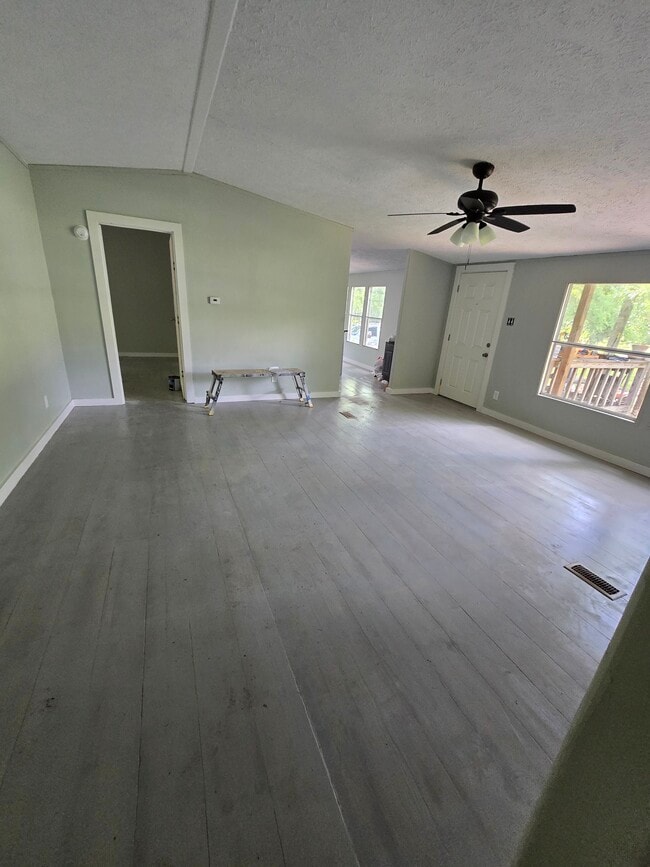 Building Photo - 4533 Grand Oaks Dr