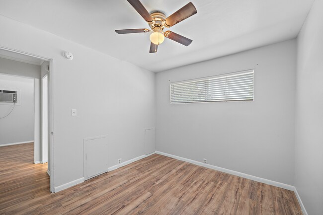 Photo - 5609 Leeland Apartments