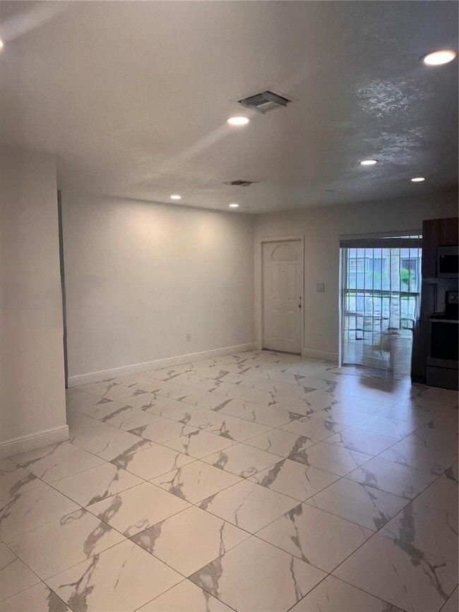 Photo - 17175 NW 41st Ave