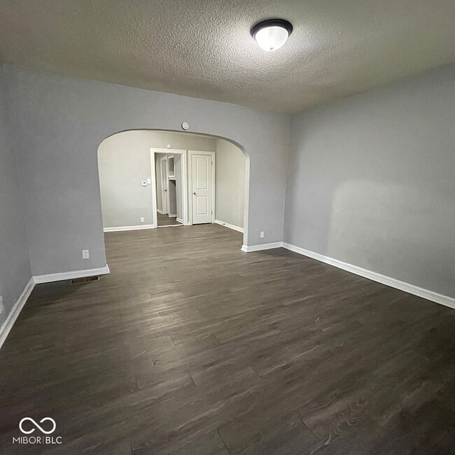 Photo - 1910 Southeastern Ave