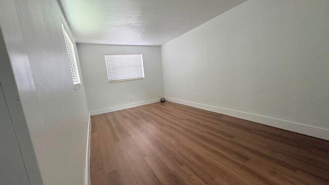 Photo - 3740 NW 9th St
