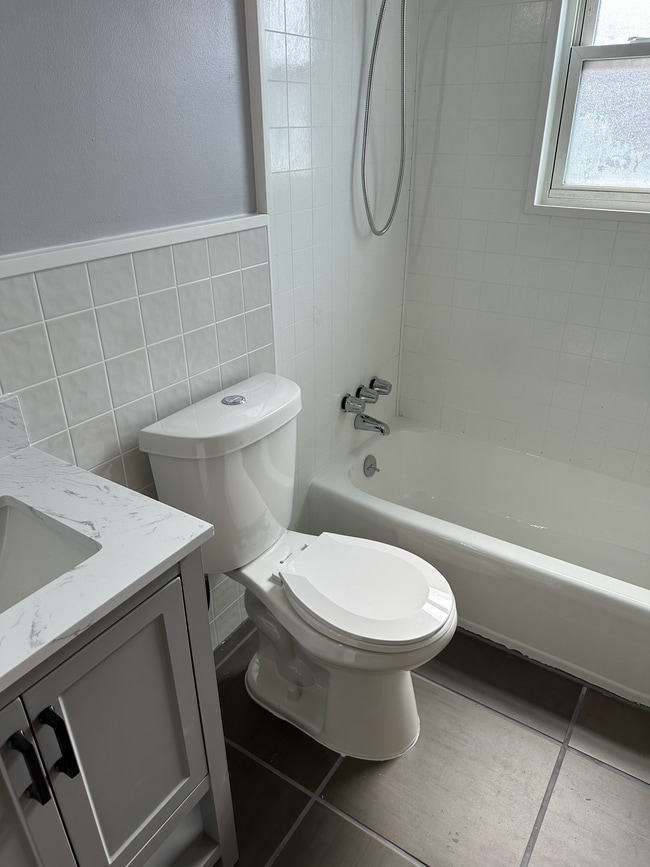 Photo - 20241 Kentucky St