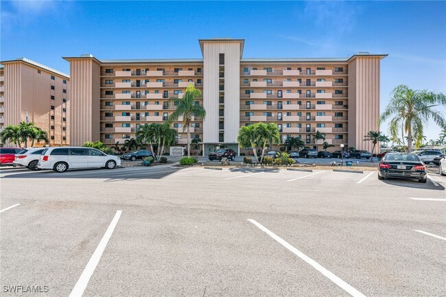 Building Photo - 4260 SE 20th Pl Unit 4260 Rental