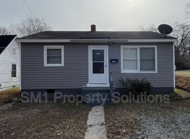 Building Photo - 702 Ross Ave