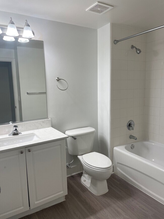 The Strand Apartments West Palm Beach, FL