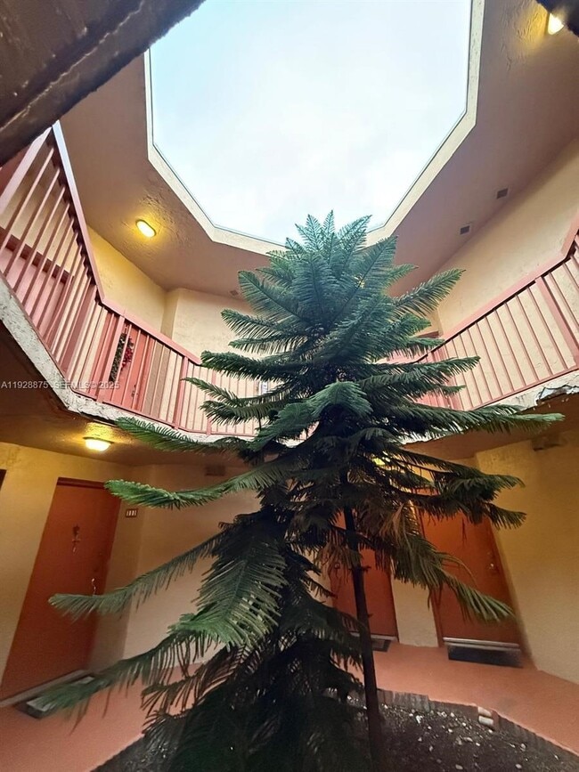 Photo - 10257 NW 9th St Cir Unit 112-10