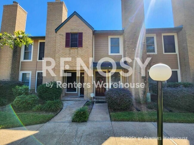 Photo - 17742 Kings Park Ln