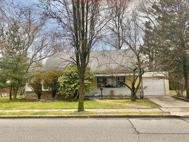 Building Photo - 107 Baker Hill Rd