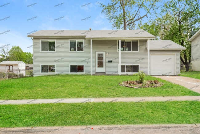 Building Photo - 260 Downing Ave