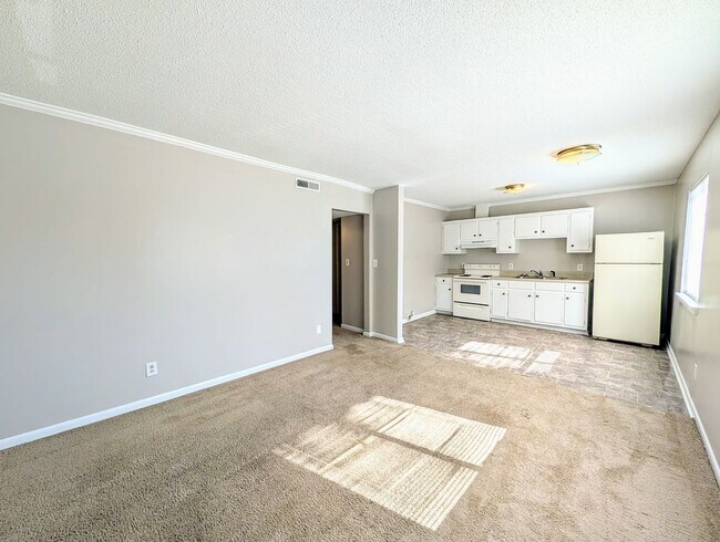 Photo - 315 Edward St Unit C