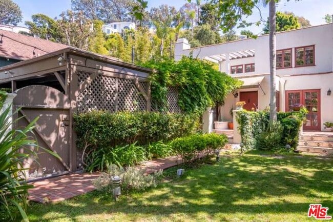 Photo - 344 Entrada Dr