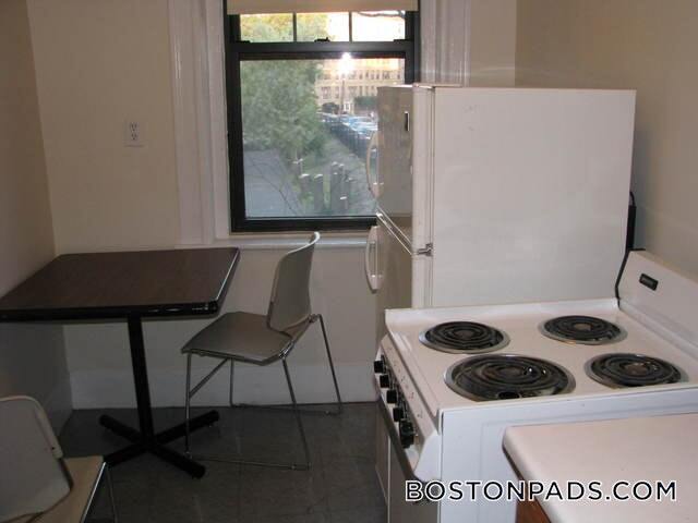 Photo - 136 Hemenway St Apartamento Unidad 22