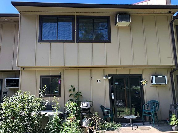 Photo - "Charming 3-Bed Oasis with Granite Touches...