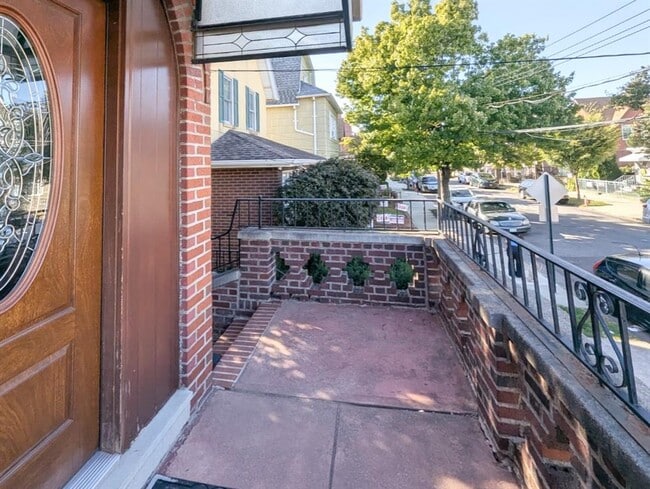 Photo - 1678 Bay Ridge Ave Unit 2
